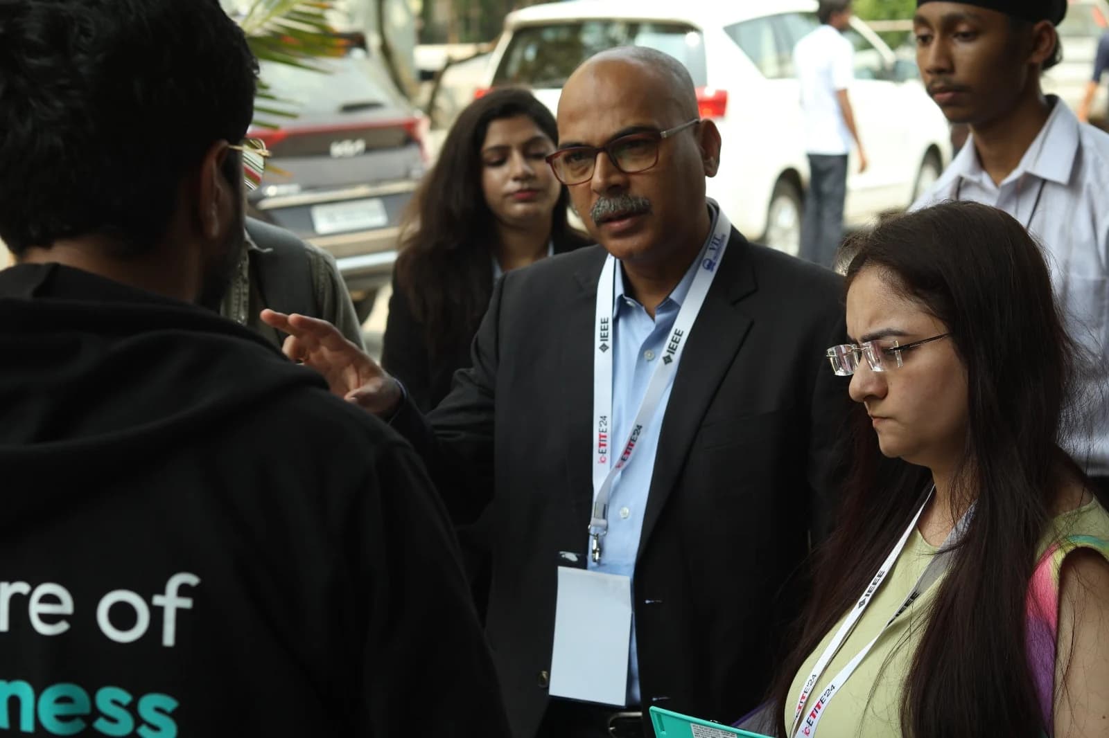 Industry Dignitaries & Jury Evaluation Track